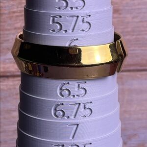 Vintage Crown Trifari Hinged Bangle Shiny Gold Tone Bracelet